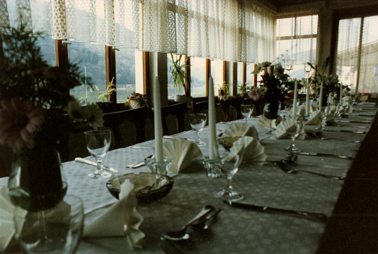 Gasthaus Zur Traube Hatzenport ภายนอก รูปภาพ